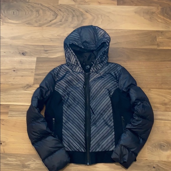 Blanc Noir Chevron Reflective Puffer Jacket - Picture 5 of 8